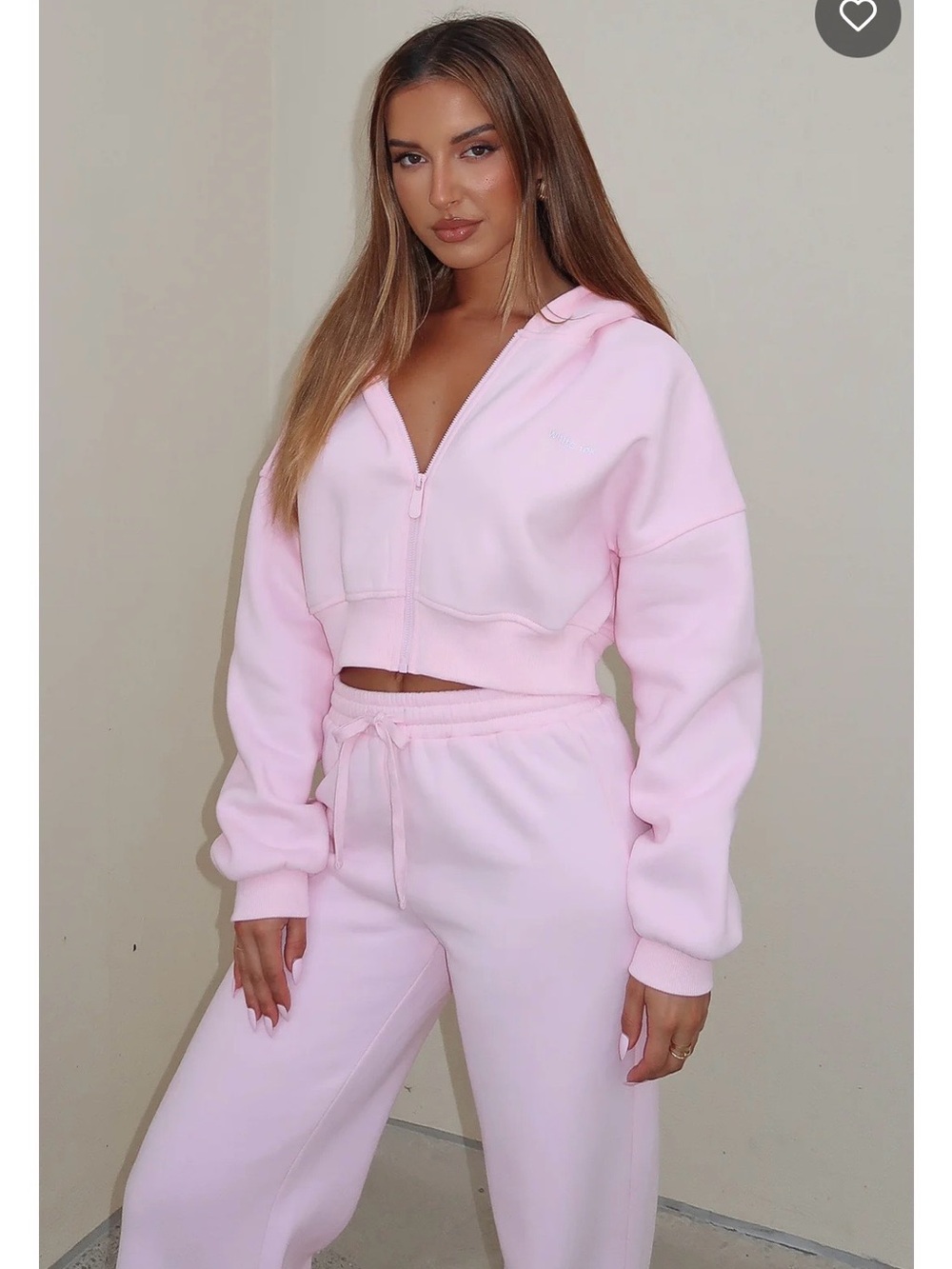 💕 NWOT White Fox Boutique “She's Effortless” Cropped Hoodie in Posy Pink 💕 XS/S